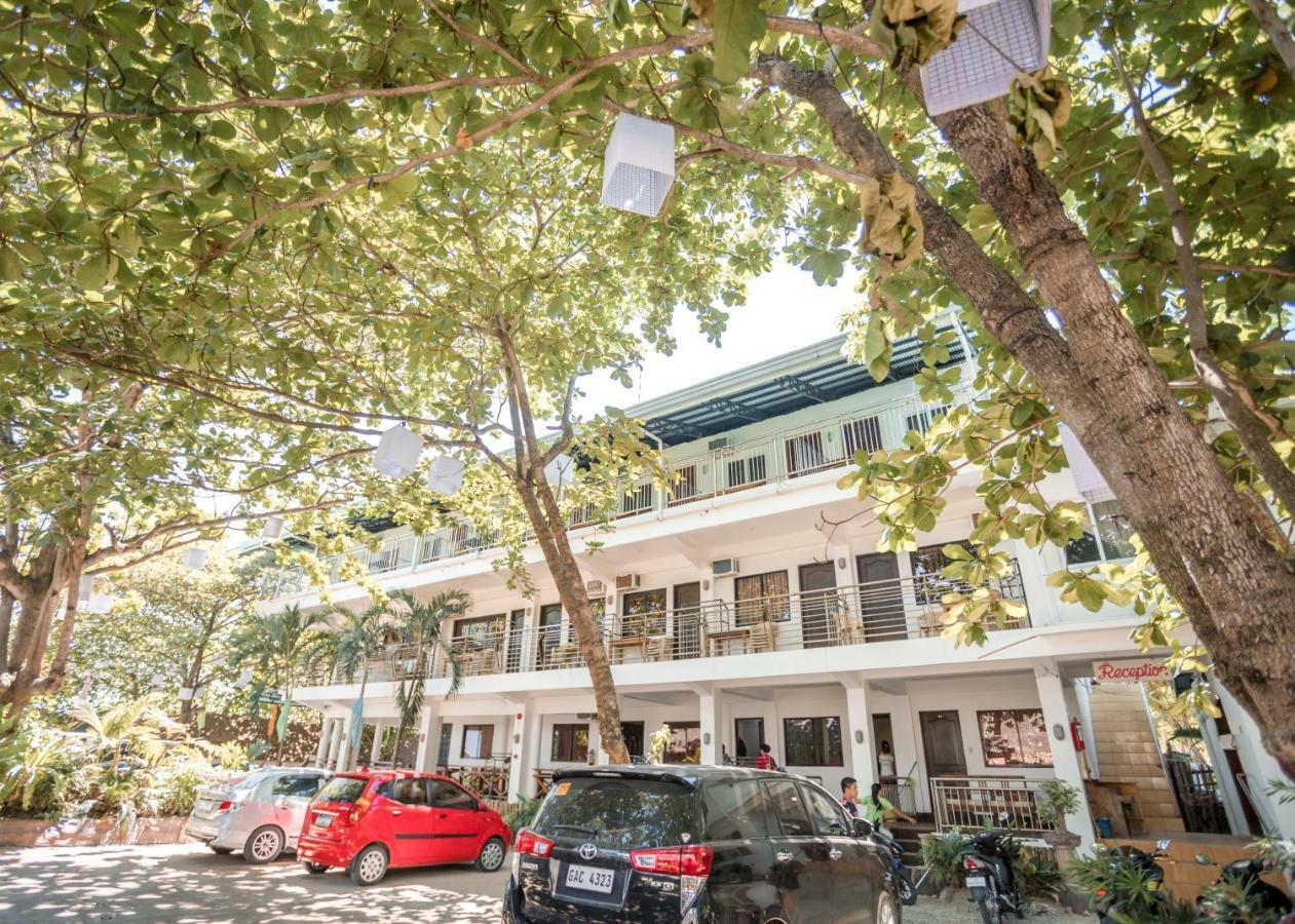 Hk Beach Resort And Restaurant Moalboal Exterior photo